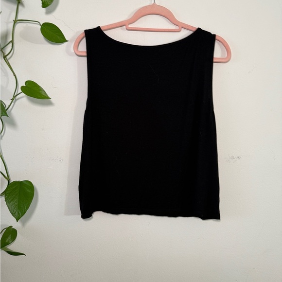 Eileen Fisher Black Sleeveless Crew Neck Classic Top - Picture 2 of 6